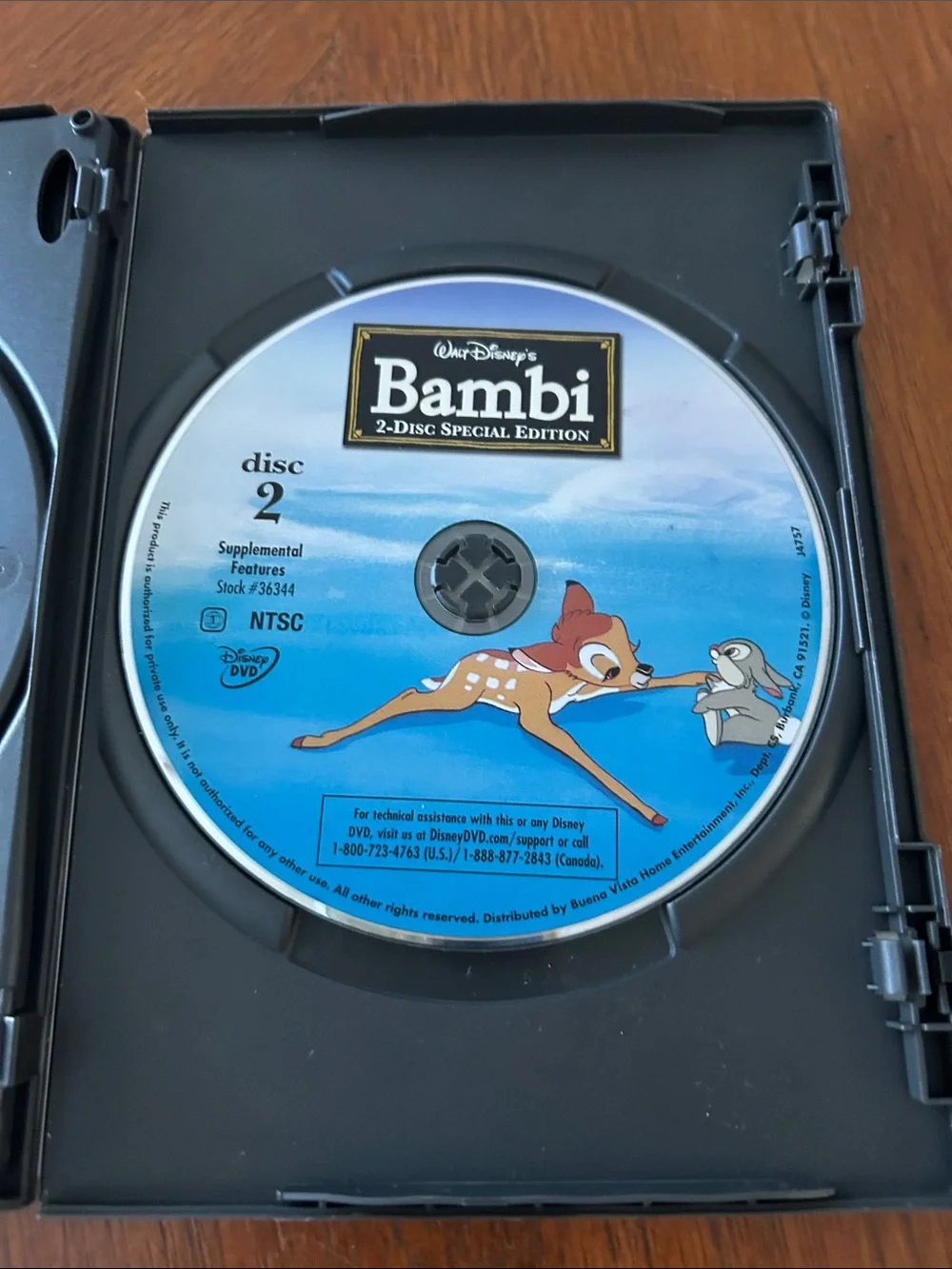 Disney Classic DVD Bundle — Sleeping Beauty, Snow White, Pinocchio, Bambi